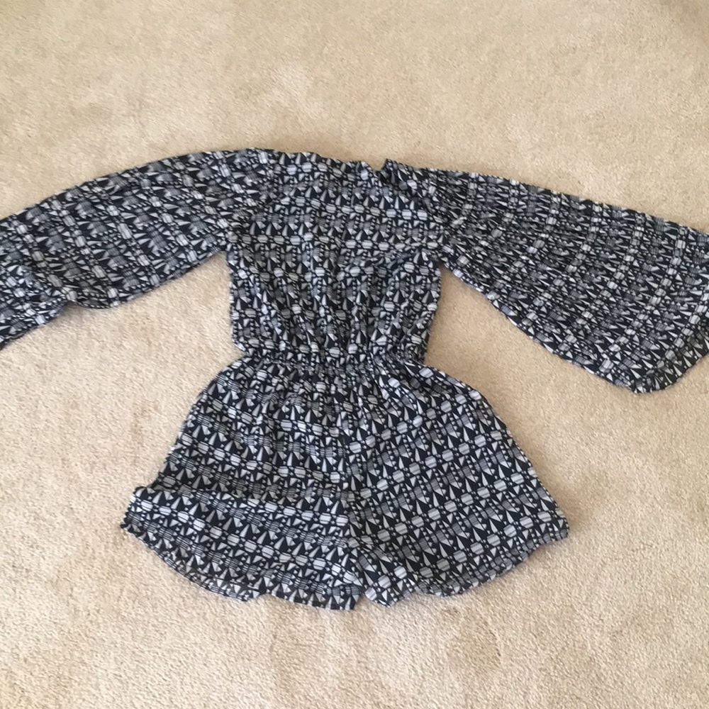 Romper - Picture 2 of 2